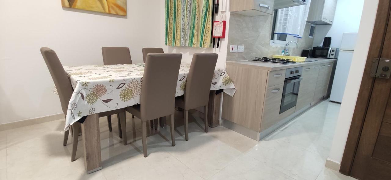 One Bed Room Apartment With Terrace Marsaskala Esterno foto