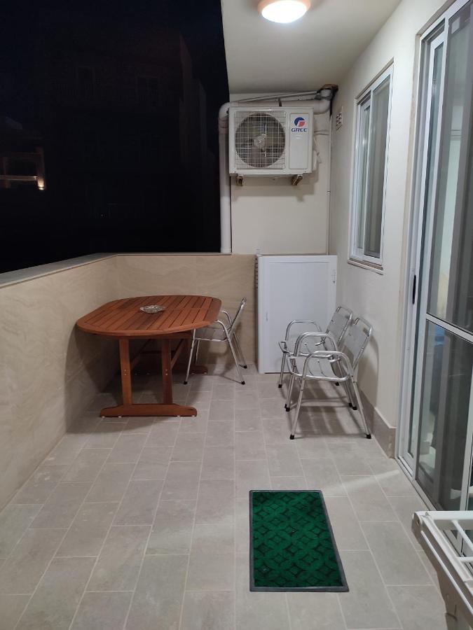 One Bed Room Apartment With Terrace Marsaskala Esterno foto